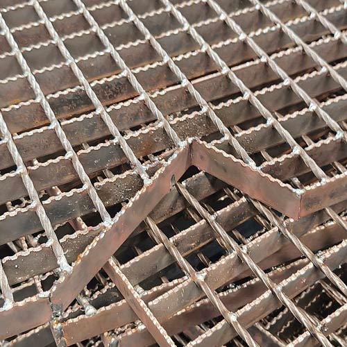 G323/30/100異形鋼格板鋼格柵板的技術參數