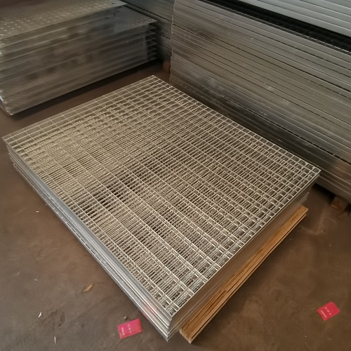 造船用鍍鋅鋼格柵鋼格板如何避免松動風(fēng)險