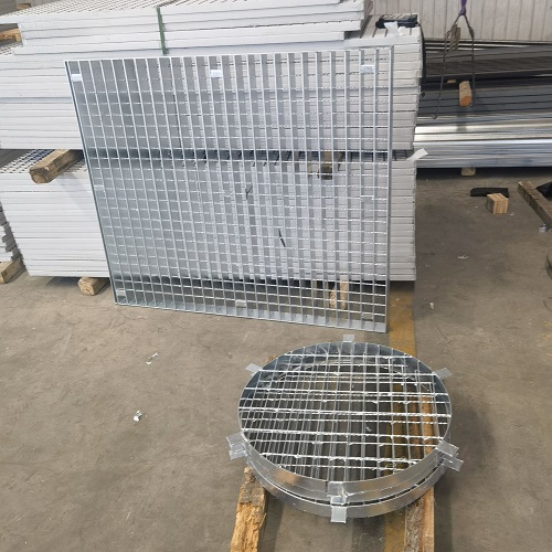 食品廠鋼格板選型：304不銹鋼還是鍍鋅更合適？