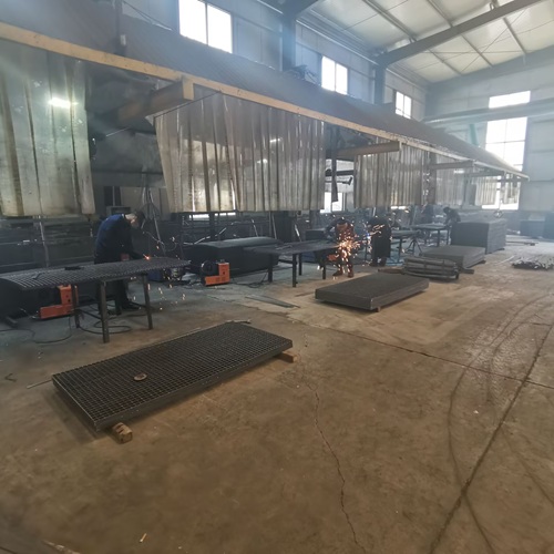 環(huán)保工程中的“隱形功臣”——鋼格柵的那些事