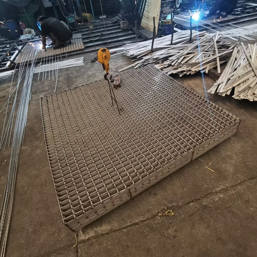 從工業(yè)到藝術(shù)，鋼格柵正在成為設(shè)計(jì)師的新寵