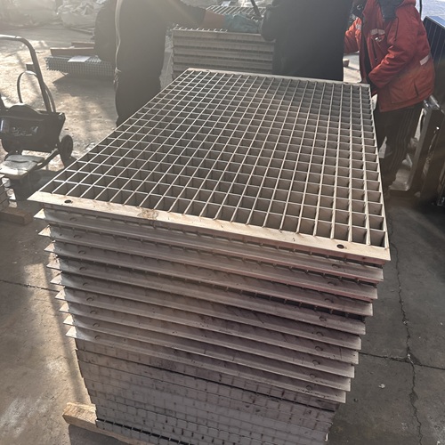 鋼格柵板排水效果差的原因和改善辦法