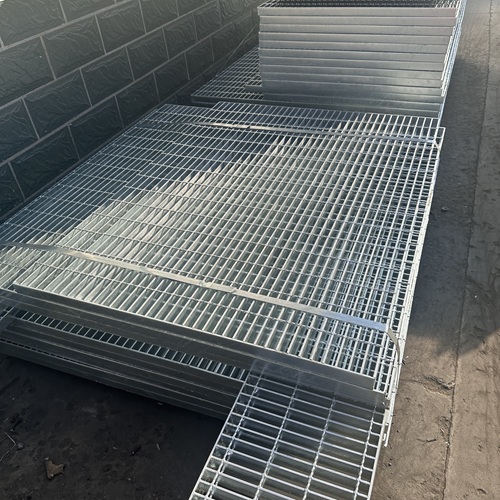 鋼格柵板走進(jìn)校園實(shí)訓(xùn)基地的真實(shí)案例